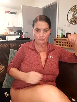 Snapshot of Velvet-Milf chatting on June 2026 04:00:01 PM Velvet-Milf online show from June 2026 04:00:01 PM