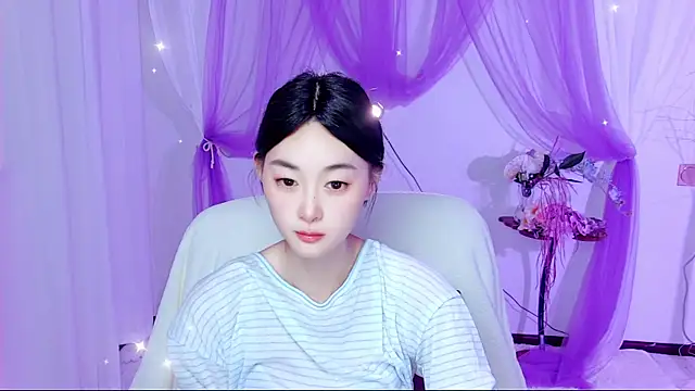 Snapshot of Tili_Lucky chatting on July 2026 12:51:01 AM Tili Lucky online show from July 2026 12:51:01 AM