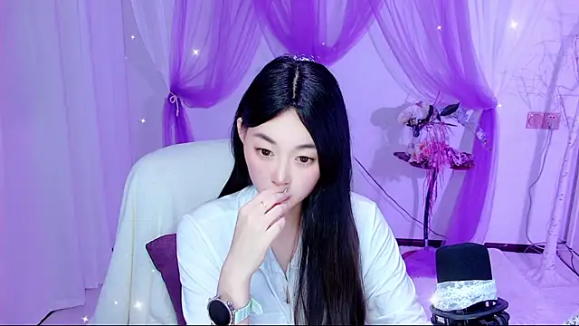 Snapshot of Tili_Lucky chatting on July 2026 11:14:01 AM Tili Lucky online show from July 2026 11:14:01 AM