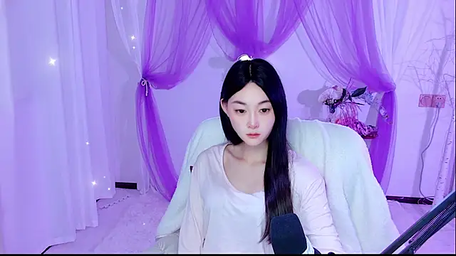 Snapshot of Tili_Lucky chatting on July 2026 01:10:02 AM Tili Lucky online show from July 2026 01:10:02 AM