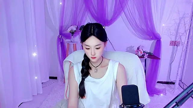 Snapshot of Tili_Lucky chatting on July 2026 12:52:02 PM Tili Lucky online show from July 2026 12:52:02 PM
