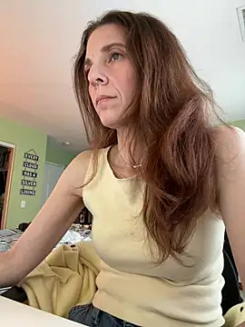 Raevyn online show from May 2026 04:14:02 PM