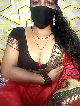 Juli 80 online show from June 2026 05:58:02 PM