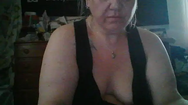 Snapshot of Medusa311 chatting on May 2026 09:10:01 PM Medusa311 online show from May 2026 09:10:01 PM