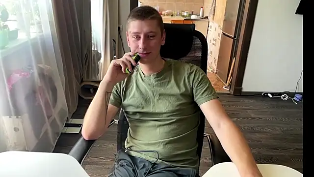 Keksik  online show from June 2026 04:04:01 AM