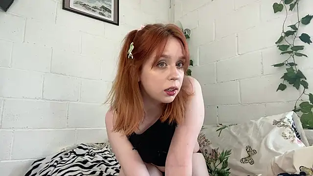 Snapshot of Amber__Fox chatting on June 2026 10:02:02 AM Amber Fox online show from June 2026 10:02:02 AM