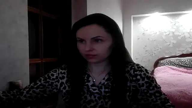 Snapshot of viktoria11x chatting on June 2026 10:24:02 PM viktoria11x online show from June 2026 10:24:02 PM