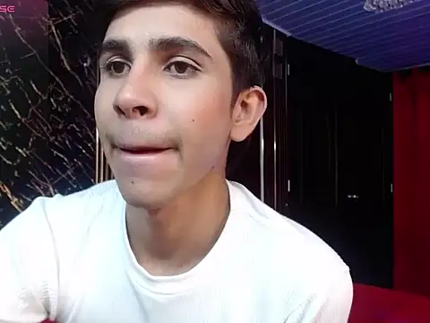 Snapshot of joshua_saenz_ chatting on June 2026 11:00:01 PM joshua saenz online show from June 2026 11:00:01 PM