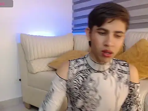 Snapshot of joshua_saenz_ chatting on July 2026 03:45:02 AM joshua saenz online show from July 2026 03:45:02 AM