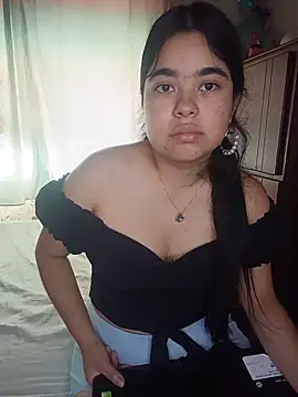 MiiaHott W online show from June 2026 01:45:02 PM