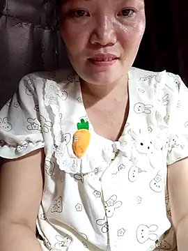 Snapshot of -Trici- chatting on June 2026 03:43:02 PM -Trici- online show from June 2026 03:43:02 PM