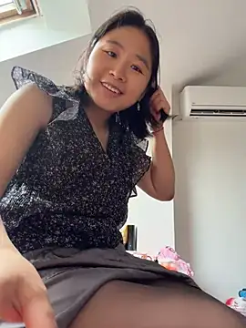 Snapshot of Iridessa- chatting on July 2026 12:46:01 AM Iridessa- online show from July 2026 12:46:01 AM