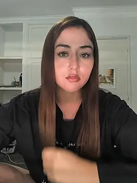 nicole34-44 online show from May 2026 05:18:02 PM