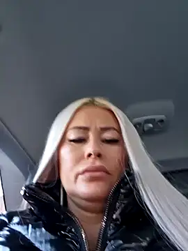 MILFBARBY online show from December 2024 08:50:01 AM