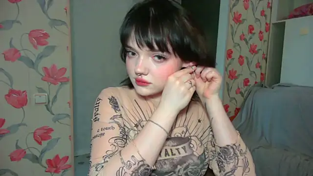 DarkxFoxy online show from June 2026 03:23:01 PM