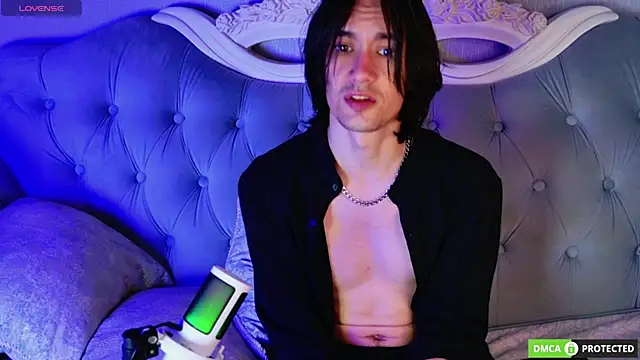 CalvinChapman online show from June 2026 02:24:02 AM