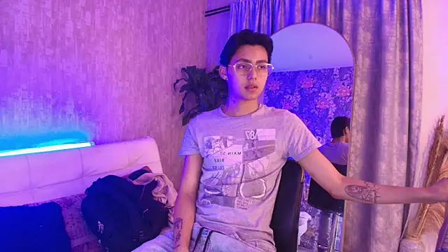 Snapshot of tian_sex chatting on June 2026 03:39:02 AM tian sex online show from June 2026 03:39:02 AM