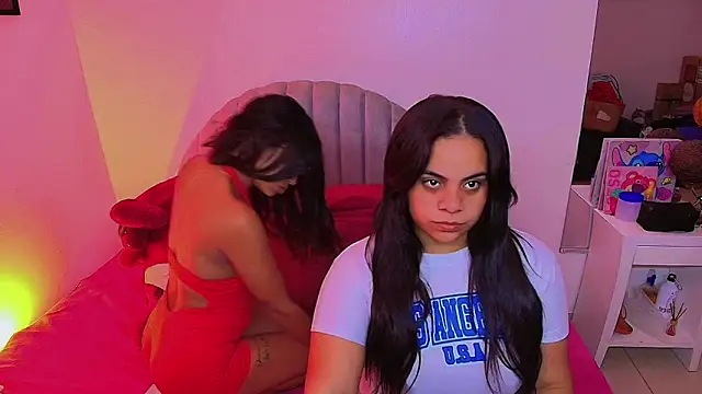 Snapshot of your_favorite_girls chatting on June 2026 05:22:01 AM your favorite girls online show from June 2026 05:22:01 AM
