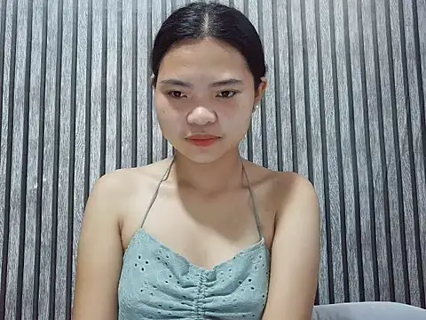 Snapshot of DivesOmnibus chatting on June 2026 11:46:01 PM DivesOmnibus online show from June 2026 11:46:01 PM
