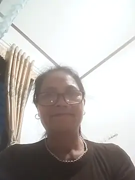 Vieekee online show from July 2026 10:05:01 PM