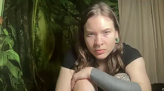 mo0ngoddess online show from January 2025 11:34:02 AM