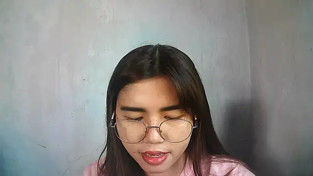 Snapshot of MaragaretSanterre chatting on May 2026 12:39:01 AM MaragaretSanterre online show from May 2026 12:39:01 AM