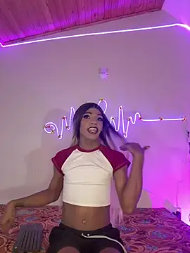 Snapshot of violeta_E_ chatting on June 2026 04:57:01 AM violeta E online show from June 2026 04:57:01 AM