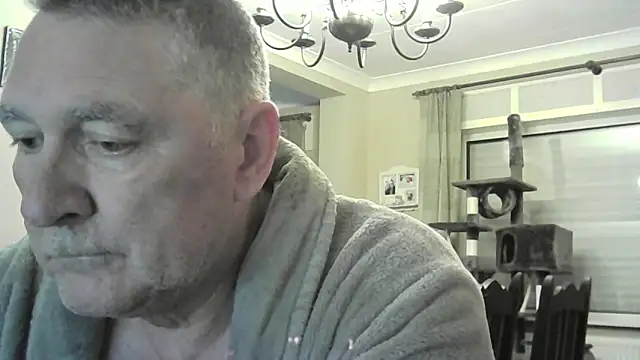 Snapshot of edje59a chatting on October 2025 05:47:02 AM edje59a online show from October 2025 05:47:02 AM