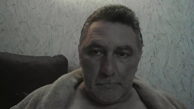 Snapshot of edje59a chatting on November 2025 01:48:02 AM edje59a online show from November 2025 01:48:02 AM