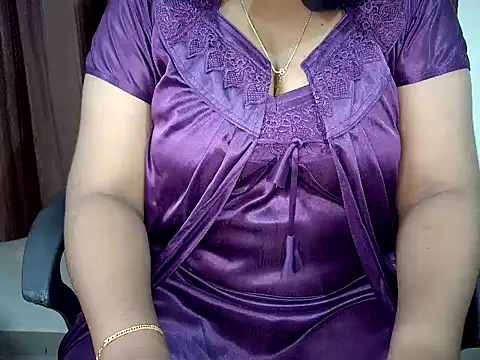 Snapshot of MALLU_WAVEZZZ chatting on May 2026 06:25:01 PM MALLU WAVEZZZ online show from May 2026 06:25:01 PM