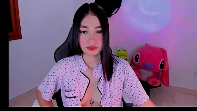 Snapshot of Scarleth_Ferrec chatting on June 2026 02:34:02 AM Scarleth Ferrec online show from June 2026 02:34:02 AM