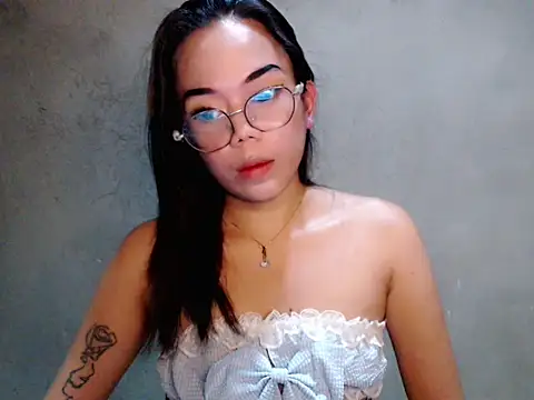 Snapshot of Urbabydollxxx chatting on June 2026 01:17:02 PM Urbabydollxxx online show from June 2026 01:17:02 PM