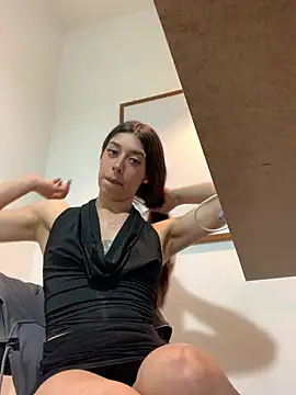 Snapshot of SarahFox- chatting on May 2026 08:17:02 PM SarahFox- online show from May 2026 08:17:02 PM