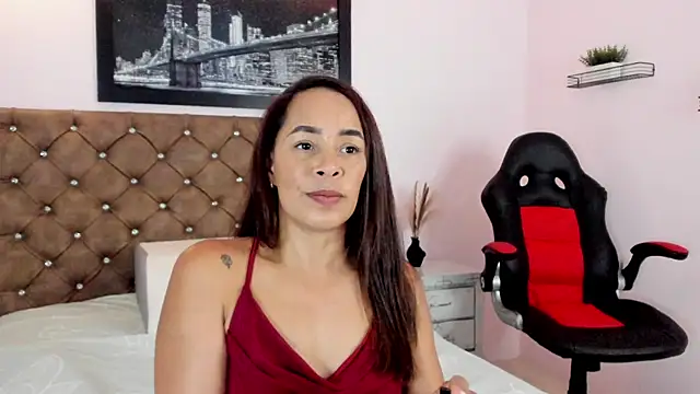 Snapshot of karol_deny chatting on June 2026 07:34:02 PM karol deny online show from June 2026 07:34:02 PM