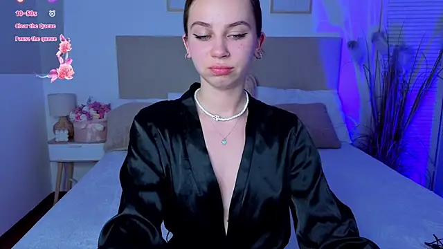 Snapshot of Littledoll1 chatting on June 2026 09:45:01 PM Littledoll1 online show from June 2026 09:45:01 PM
