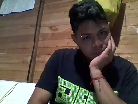 Jeyner08 online show from May 2026 10:40:02 PM