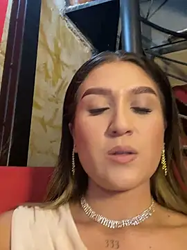 IsabelleMilan online show from June 2026 12:28:02 AM