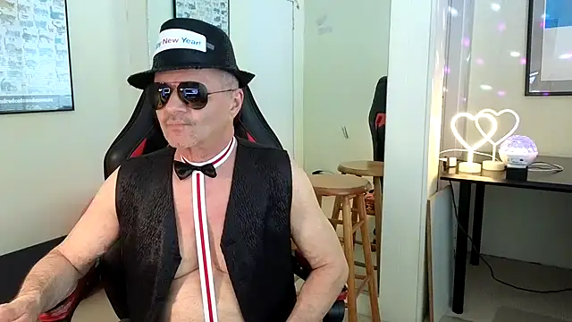 Snapshot of hotdadbod chatting on January 2025 09:20:01 PM hotdadbod online show from January 2025 09:20:01 PM