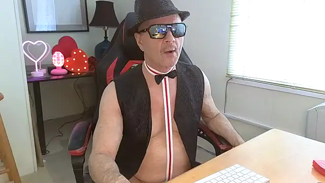 Snapshot of hotdadbod chatting on February 2025 09:21:02 PM hotdadbod online show from February 2025 09:21:02 PM