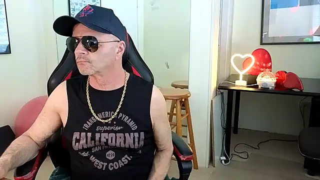 Snapshot of hotdadbod chatting on March 2025 09:31:02 PM hotdadbod online show from March 2025 09:31:02 PM