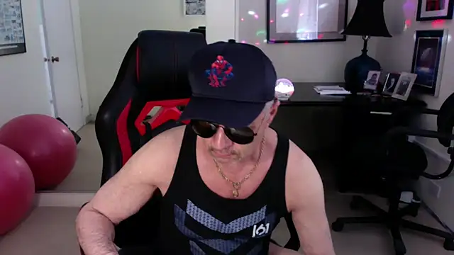 Snapshot of hotdadbod chatting on March 2025 08:37:01 PM hotdadbod online show from March 2025 08:37:01 PM