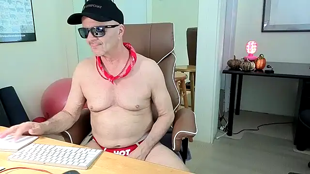 hotdadbod online show from November 2025 09:25:02 PM