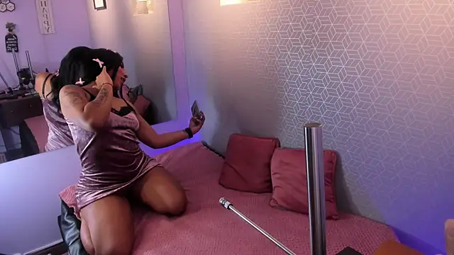 Snapshot of Nattasha_Pink chatting on June 2026 03:08:02 AM Nattasha Pink online show from June 2026 03:08:02 AM