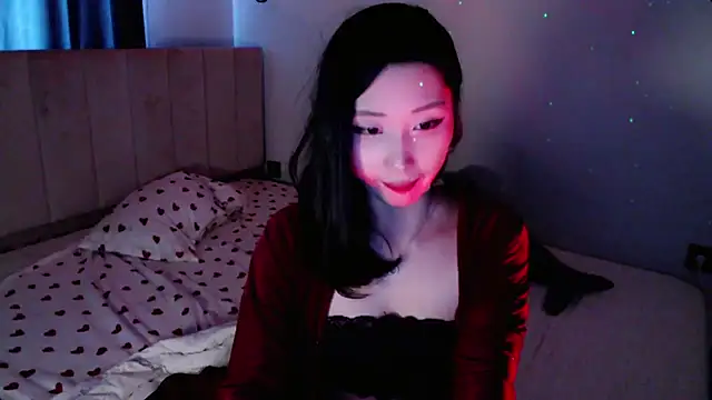 Snapshot of neverstoplovingme chatting on May 2026 02:41:02 AM neverstoplovingme online show from May 2026 02:41:02 AM