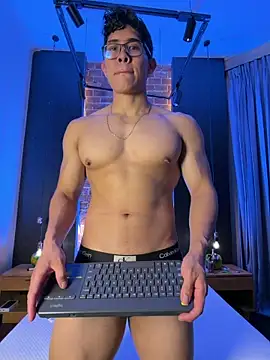 GrayAndrews online show from June 2026 01:19:01 AM