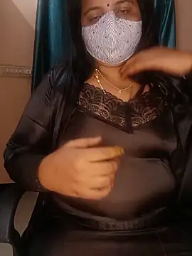 pirainilla online show from June 2026 05:34:01 PM