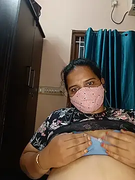 pirainilla online show from June 2026 07:37:01 PM