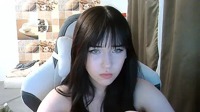 NoirEva online show from June 2026 05:02:02 PM