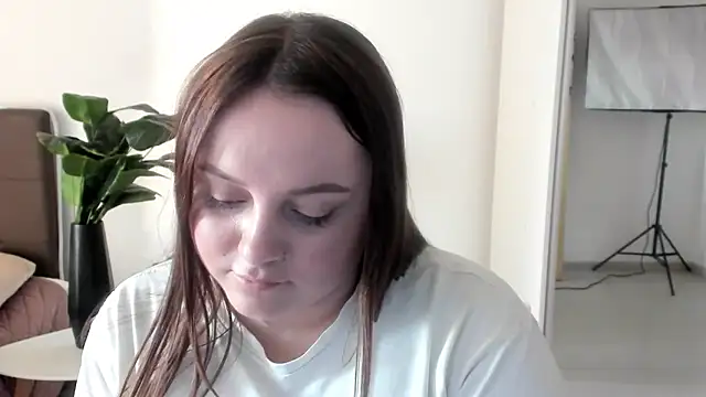 Lola BERRY22 online show from May 2026 04:47:02 PM