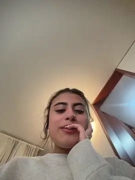 Snapshot of imsofia_dy chatting on May 2026 11:02:02 PM imsofia dy online show from May 2026 11:02:02 PM